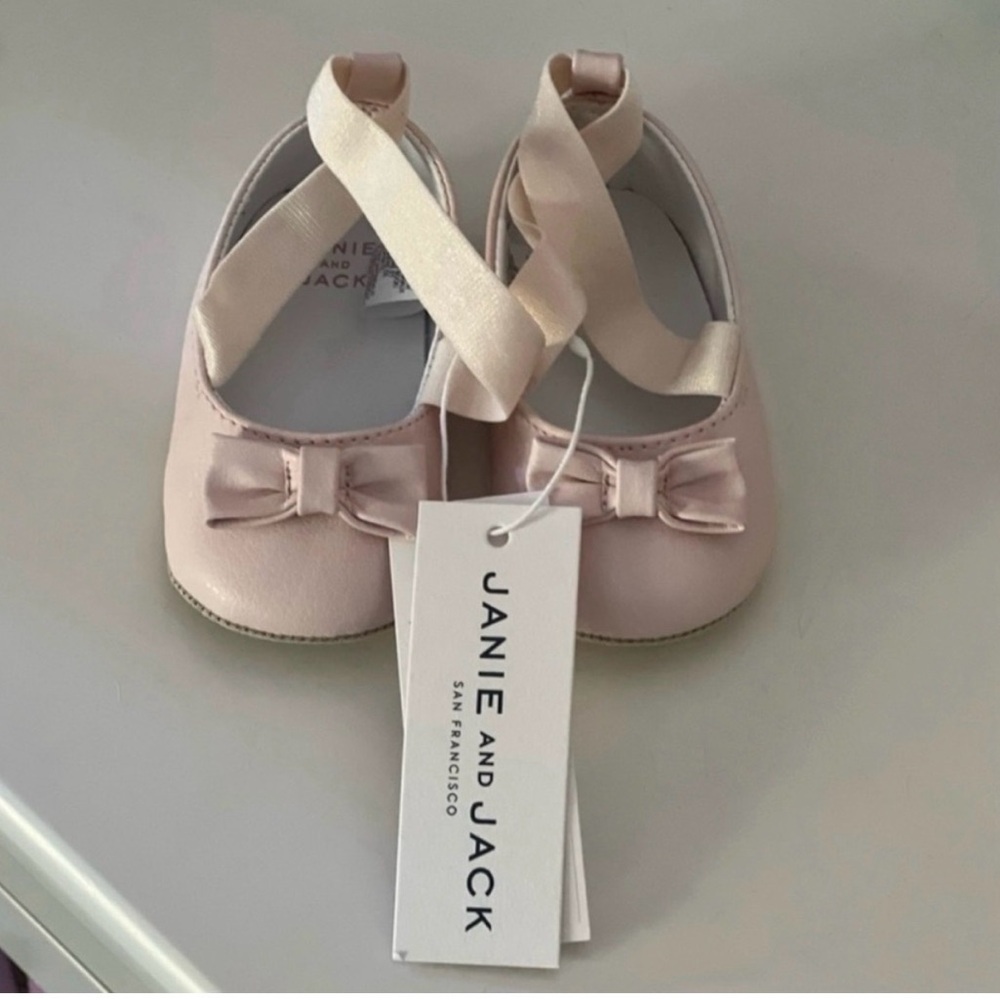 Janie and Jack Blush Pink Dress Shoes/Ballet Flats, Size: 3-6 months